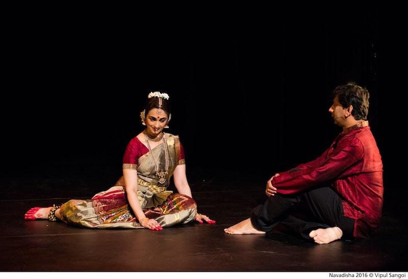 Nina Rajarani and Y Yadavan at Navadisha 2016 ® Vipul Sangoi  Nina Rajarani and Y Yadavan at Navadisha 2016 ® Vipul Sangoi